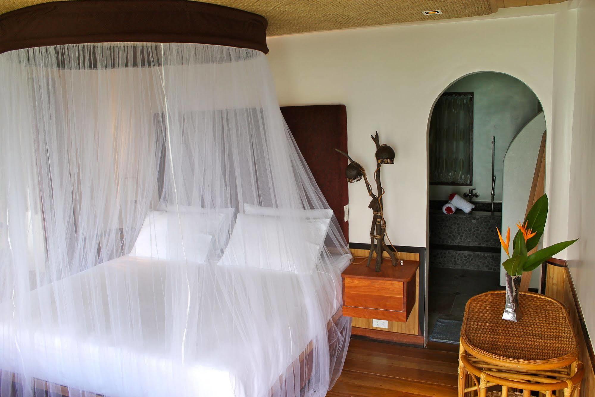 Noanoa Island (Adults Only) Otel Taytay  Dış mekan fotoğraf